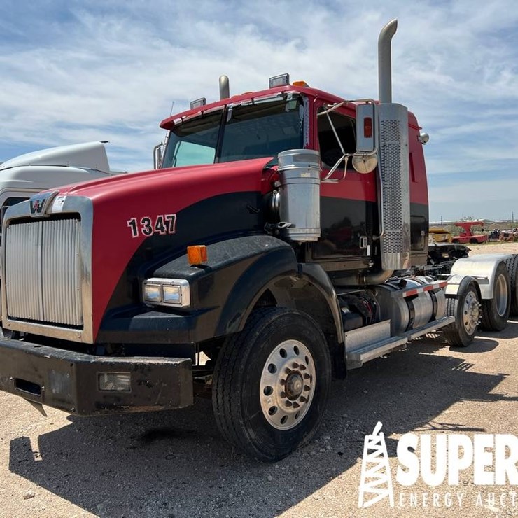 2013 WESTERN STAR 4900