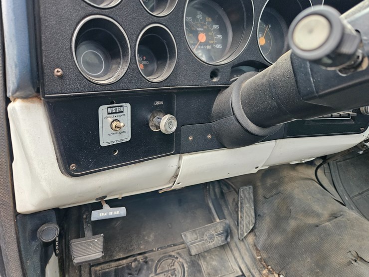 1985-gmc-3500-image-41