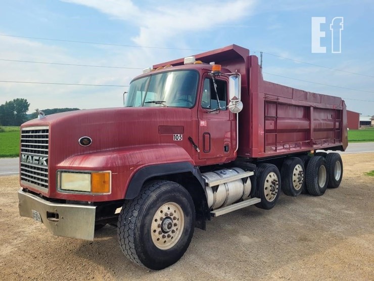 1999-mack-cl713-image-1