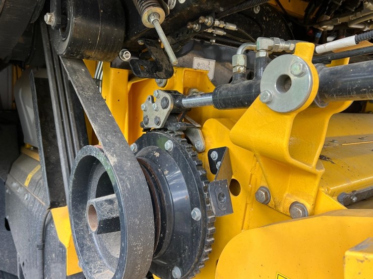 2023-new-holland-cr10.90-image-33