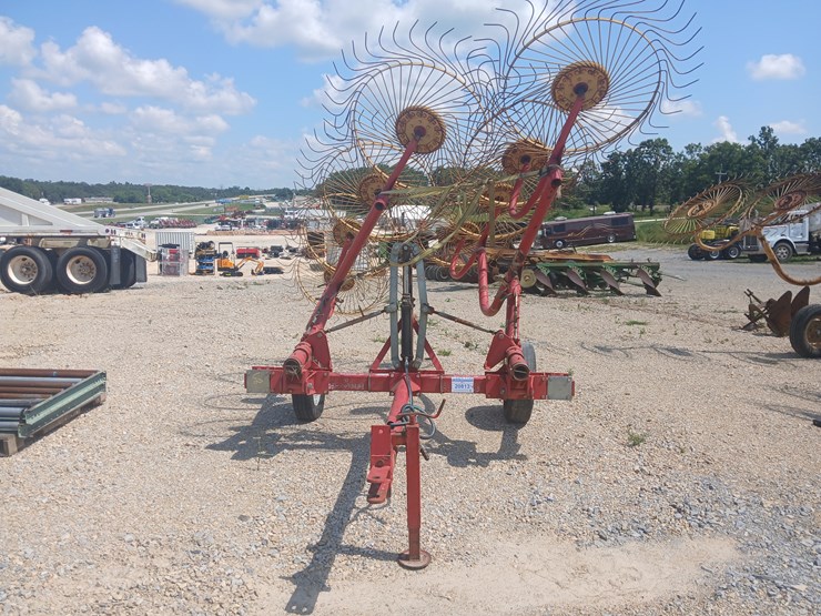 #20871-•-8-wheel-hay-rake-image-8