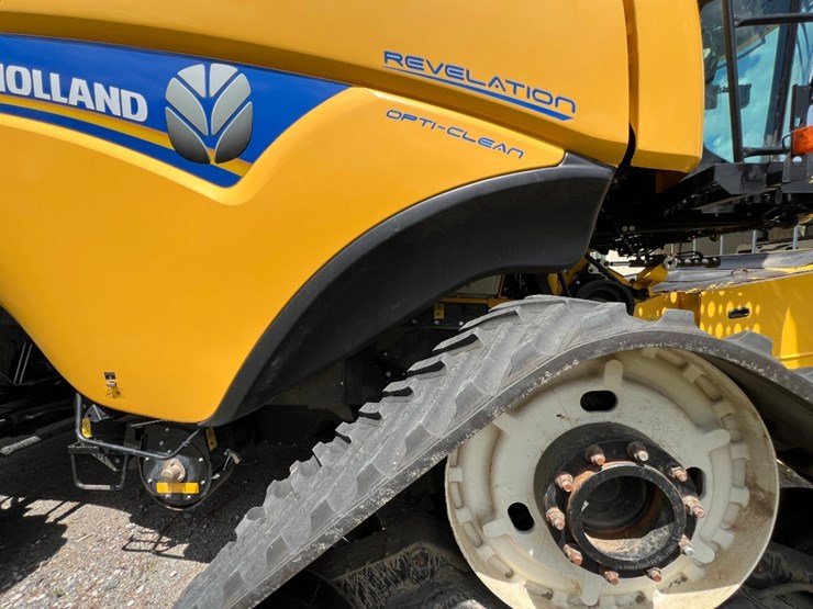 2023-new-holland-cr10.90-image-40