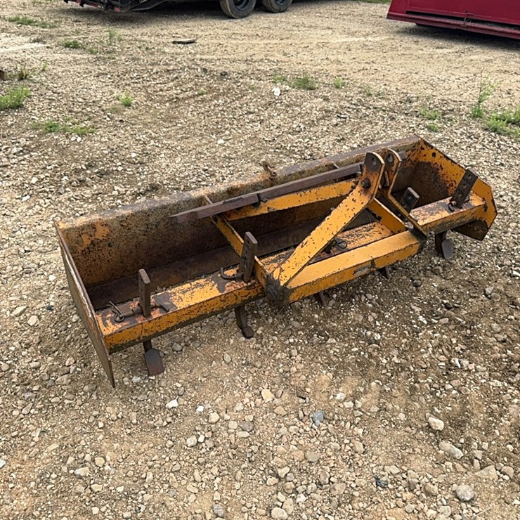6 FT 3 Point Box Blade