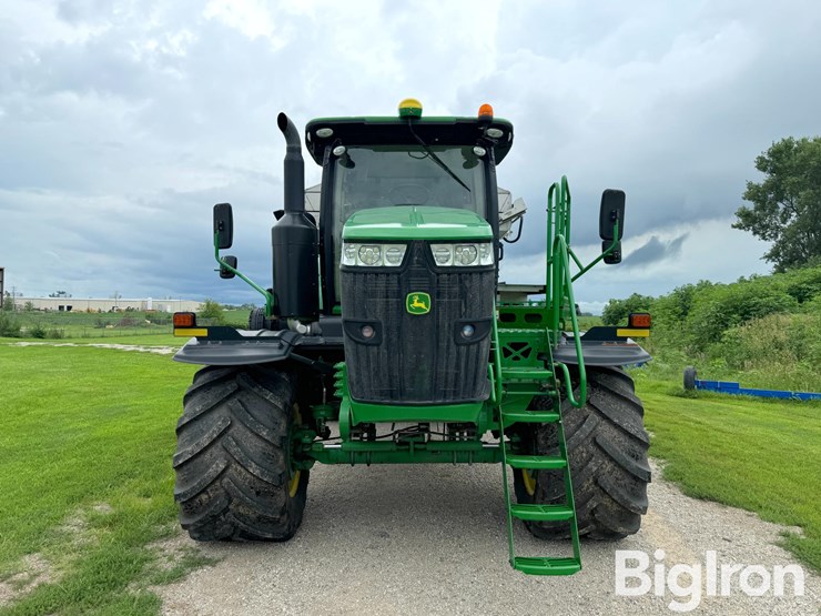 2021-john-deere-f4365-image-2