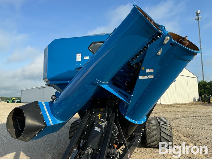 2019-kinze-1305-image-13