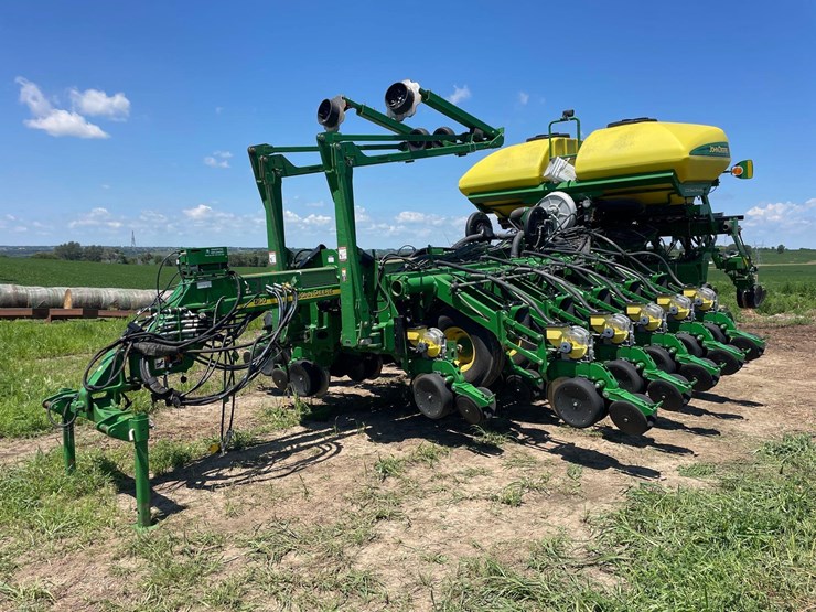 2012-john-deere-1790-image-104