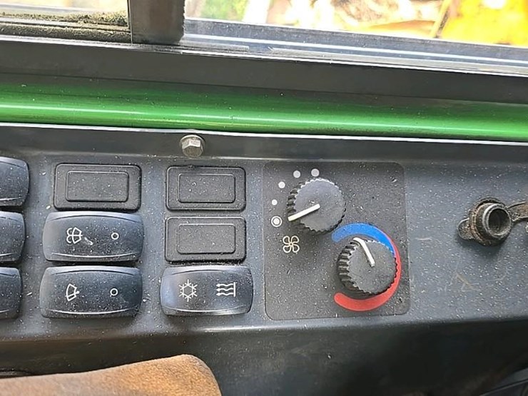 2014-deere-437d-image-99