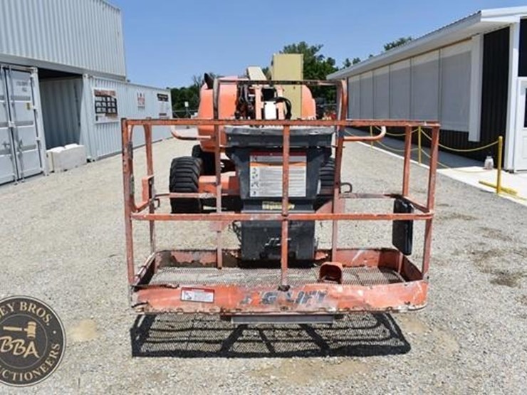 2016-jlg-450aj-image-19