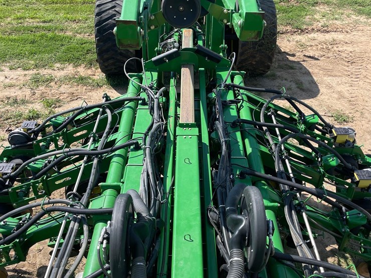 2012-john-deere-1790-image-83