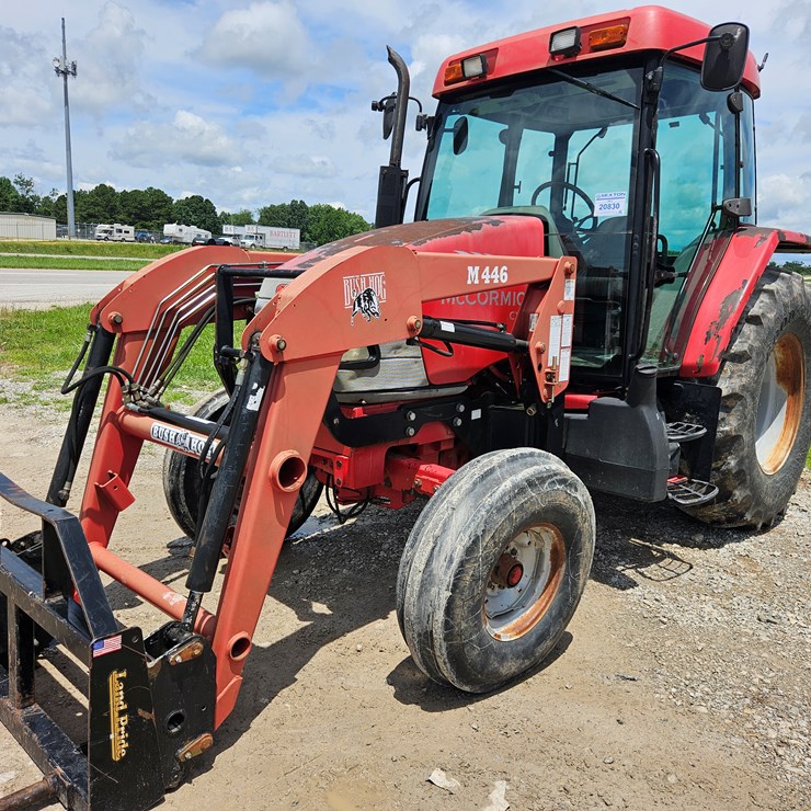 2004 MCCORMICK CX105