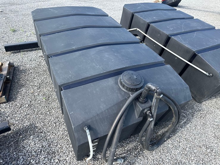 yield-360-tractor-tanks-image-11