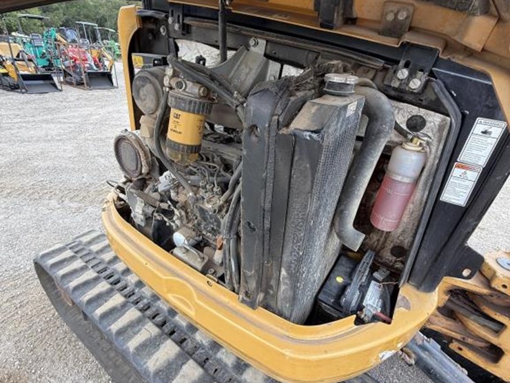 caterpillar-302.7d-image-12