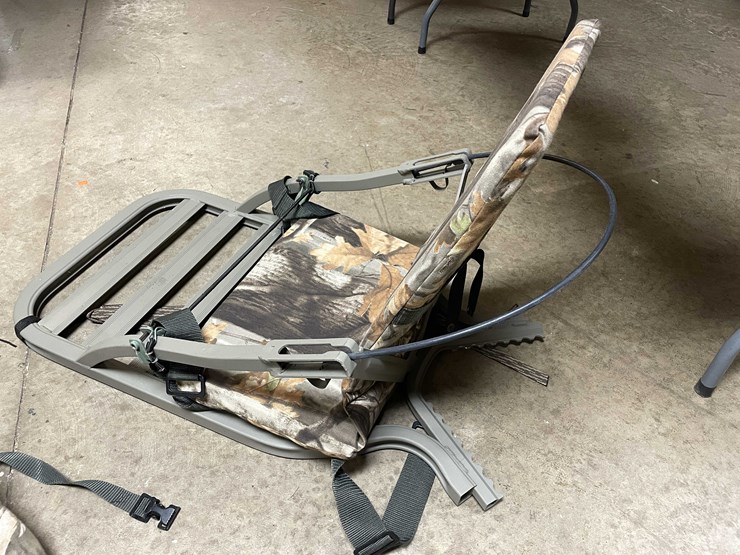 #4427-•-summit-tree-stand-image-12