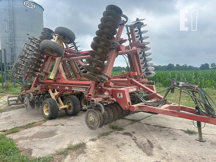 2012-kuhn-krause-8000-25-image-7