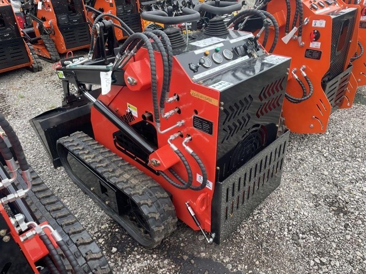 new-mms-skid-steer-loader-image-4