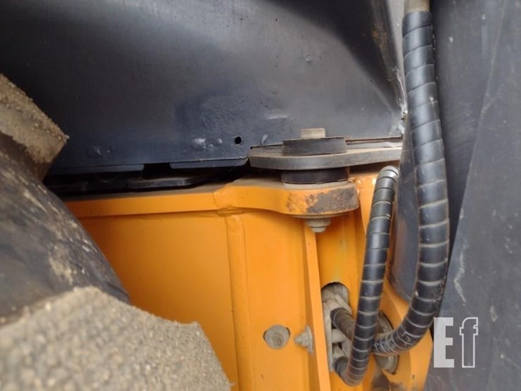 2020-case-580sn-image-27