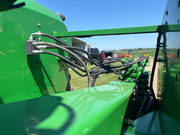 2006-john-deere-9220-image-16
