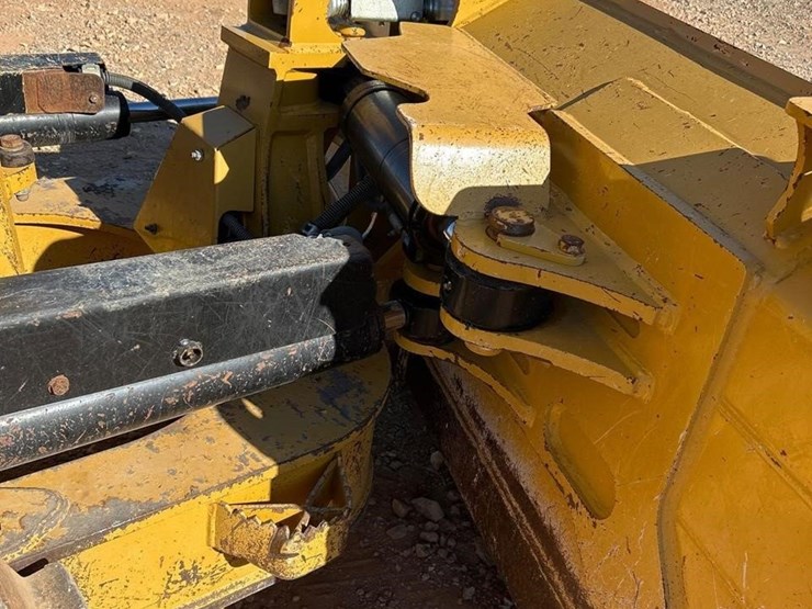2018-caterpillar-d6n-xl-image-38