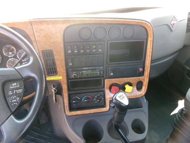 2009-international-prostar-image-15