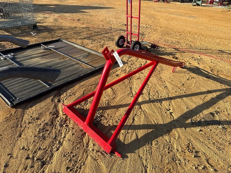 2219---lowery-implements-round-boom-pole-image-3