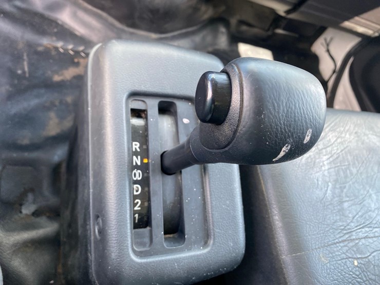 2018-hino-338-image-44