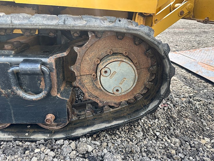 2016-rayco-rg45t-r-stump-grinder-image-27