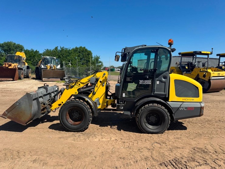 2018-wacker-neuson-wl38-image-2