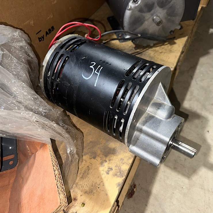ELECTRIC MOTOR