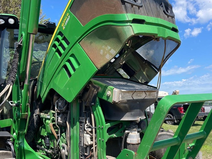 2014-john-deere-6210r-image-74