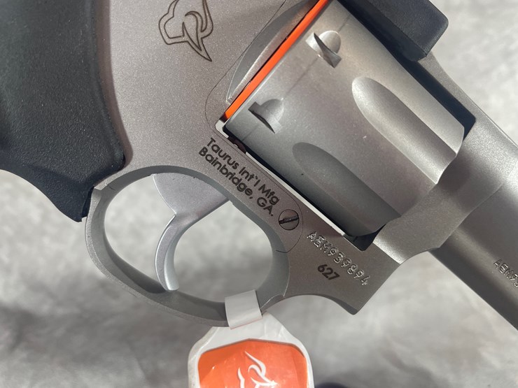 #4371-•-taurus-m627-tracker-357-mag-revolver,-sn:-aem939894-image-9