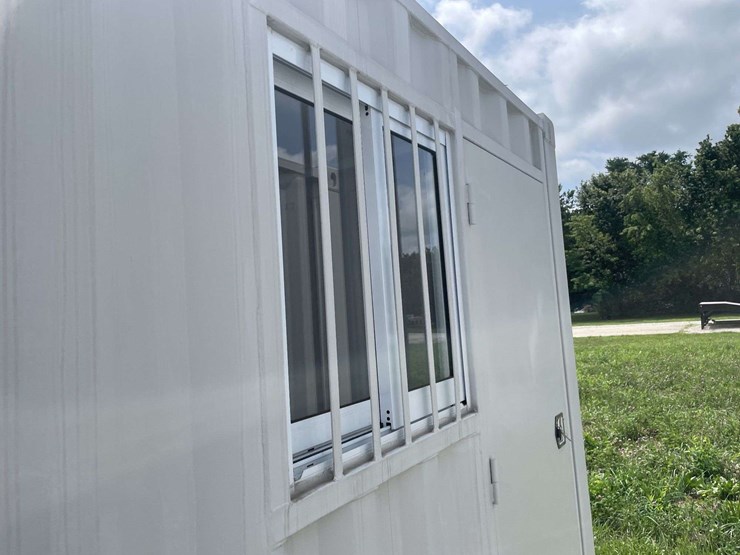 10-ft-shipping-container-image-3