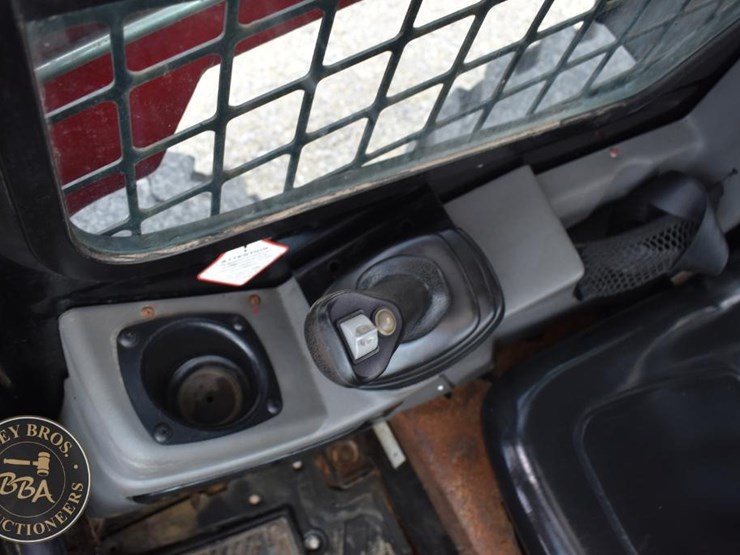 2016-takeuchi-ts50v-image-16
