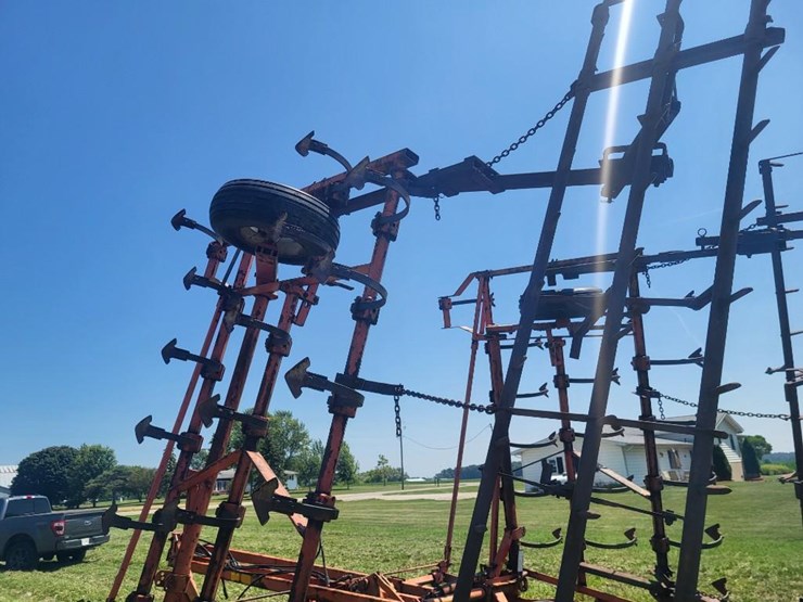 allis-chalmers-1300-e-30'-field-cultivator-w/3-bar-spike-harrow-image-21