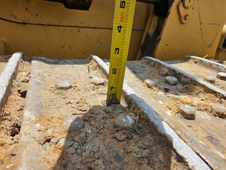 caterpillar-d4c-image-60