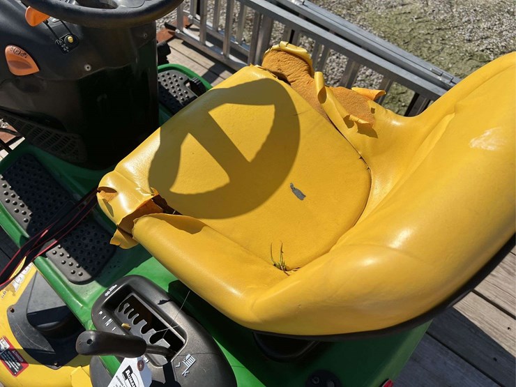 lawn-tractor-image-6