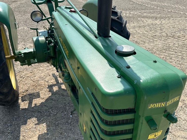 john-deere-h-image-3