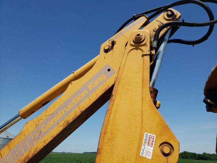 1992-case-super-k-backhoe-image-9