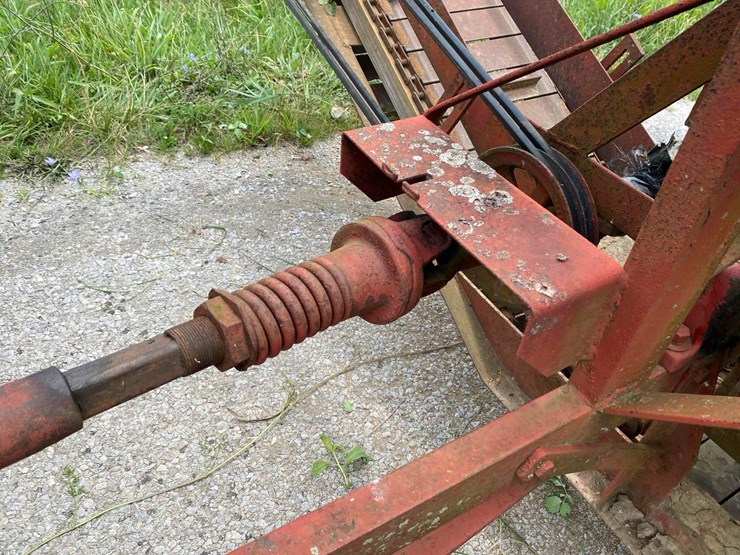 vermeer-model-12-pto-field-tiling-machine-image-32