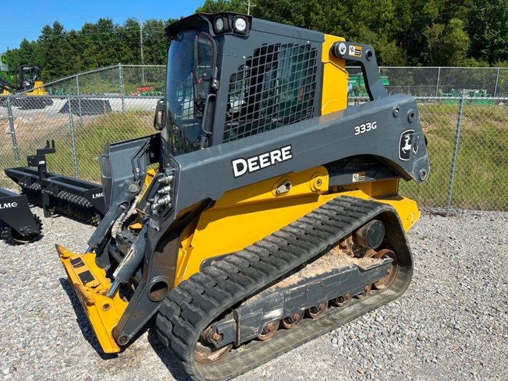 2021-deere-333g-image-1