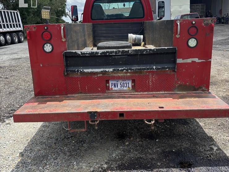 2005-gmc-c4500-wilson825-s1-image-13