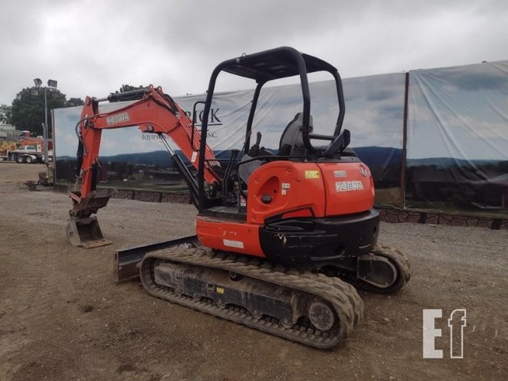 2019-kubota-u55-4-image-50