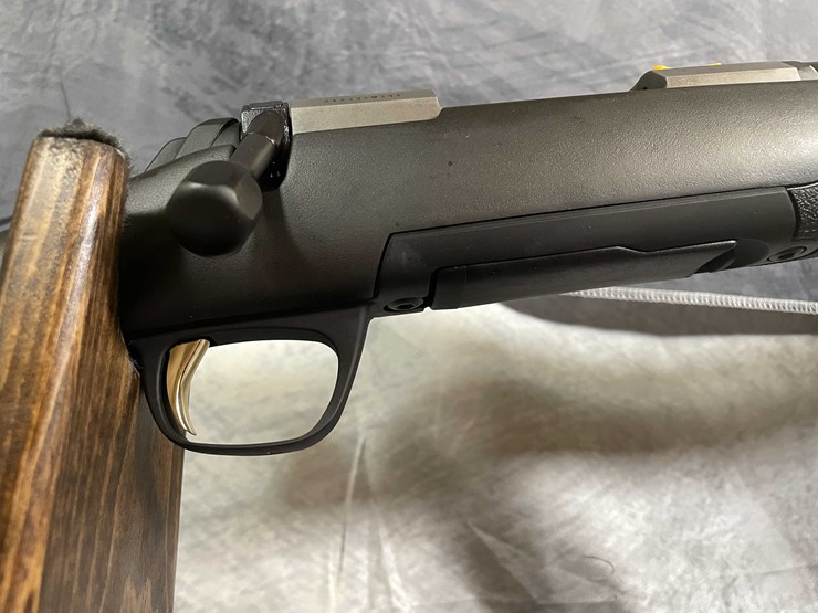 #4458-•-browning-x-bolt-243-win-bolt-action-rifle,-sn:-24668yw354-image-11