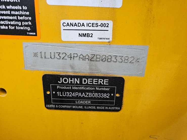 #17574-•-2024-deere-324-wheel-loader-image-31