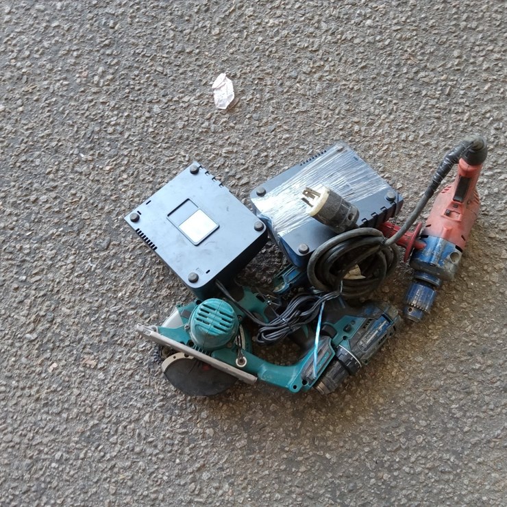LOT#-742- POWER TOOLS