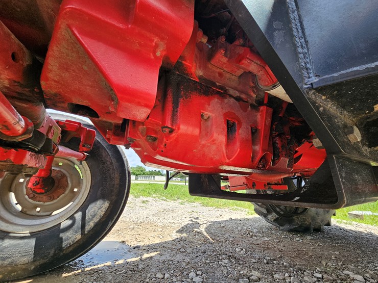 2004-mccormick-cx105-image-31