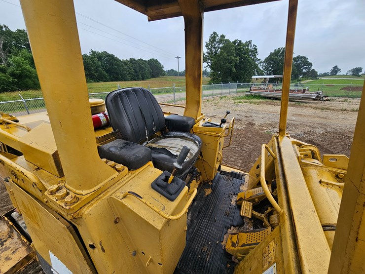 1984-caterpillar-973-image-34