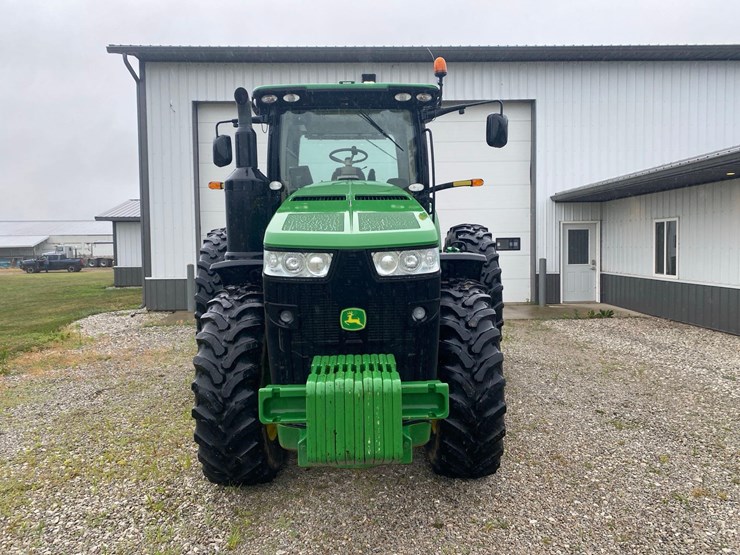2016-john-deere-8245r-image-2