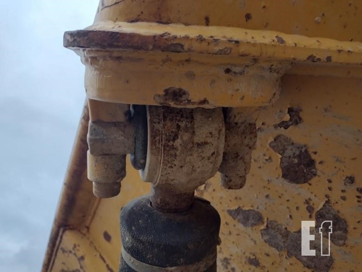 deere-300d-image-28