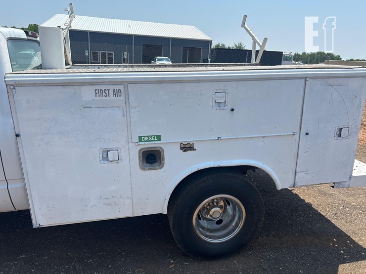 1999-chevrolet-3500-image-10