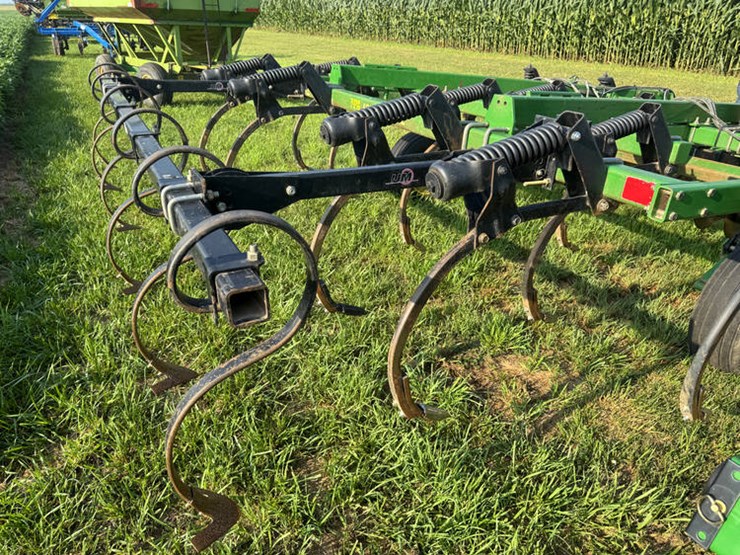 john-deere-714-image-7
